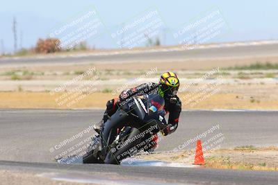 media/Jun-11-2022-TrackDaz (Sat) [[e8f2831221]]/B Group/Sunset 1220pm/